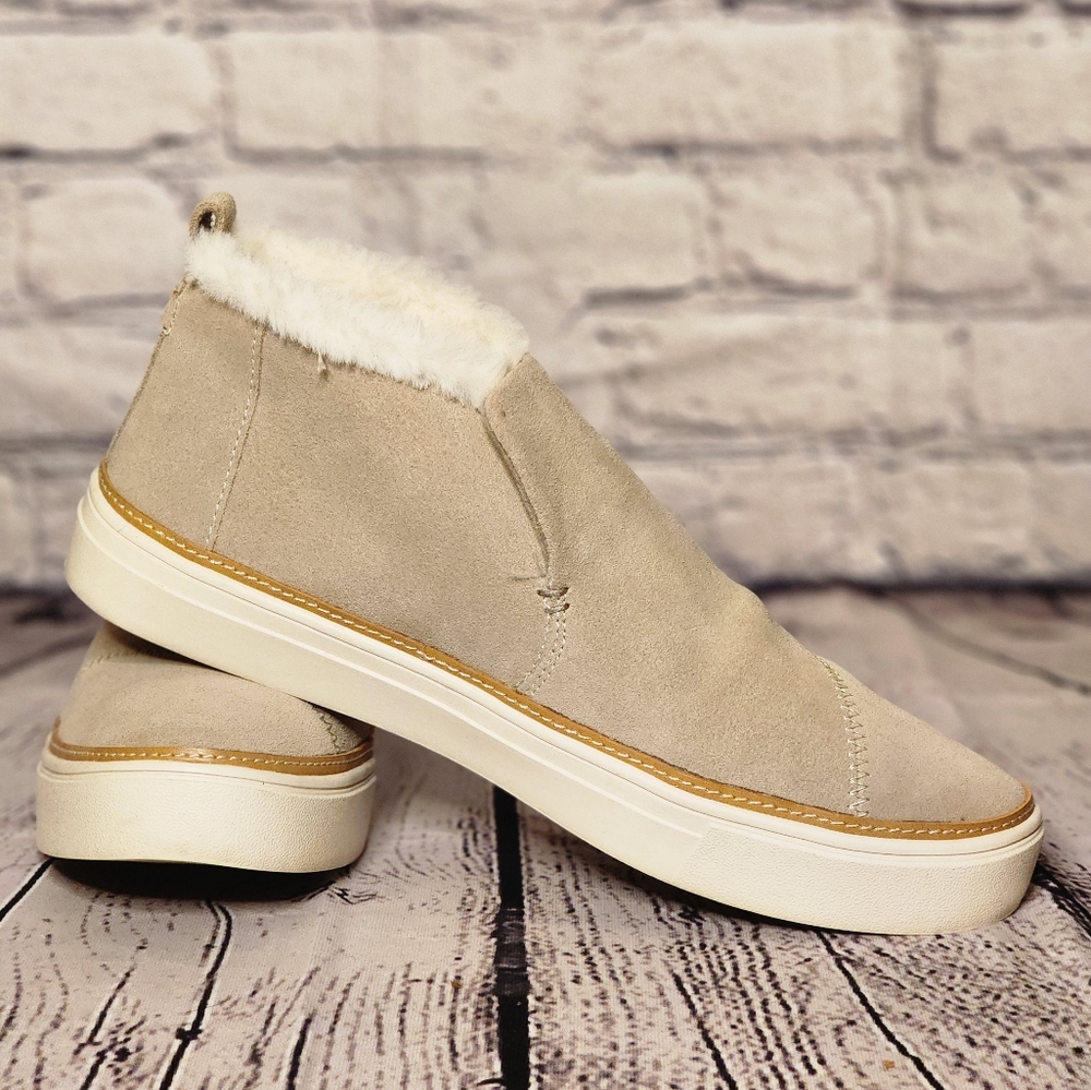 Toms Paxton Slip On Fur and Suede Boots